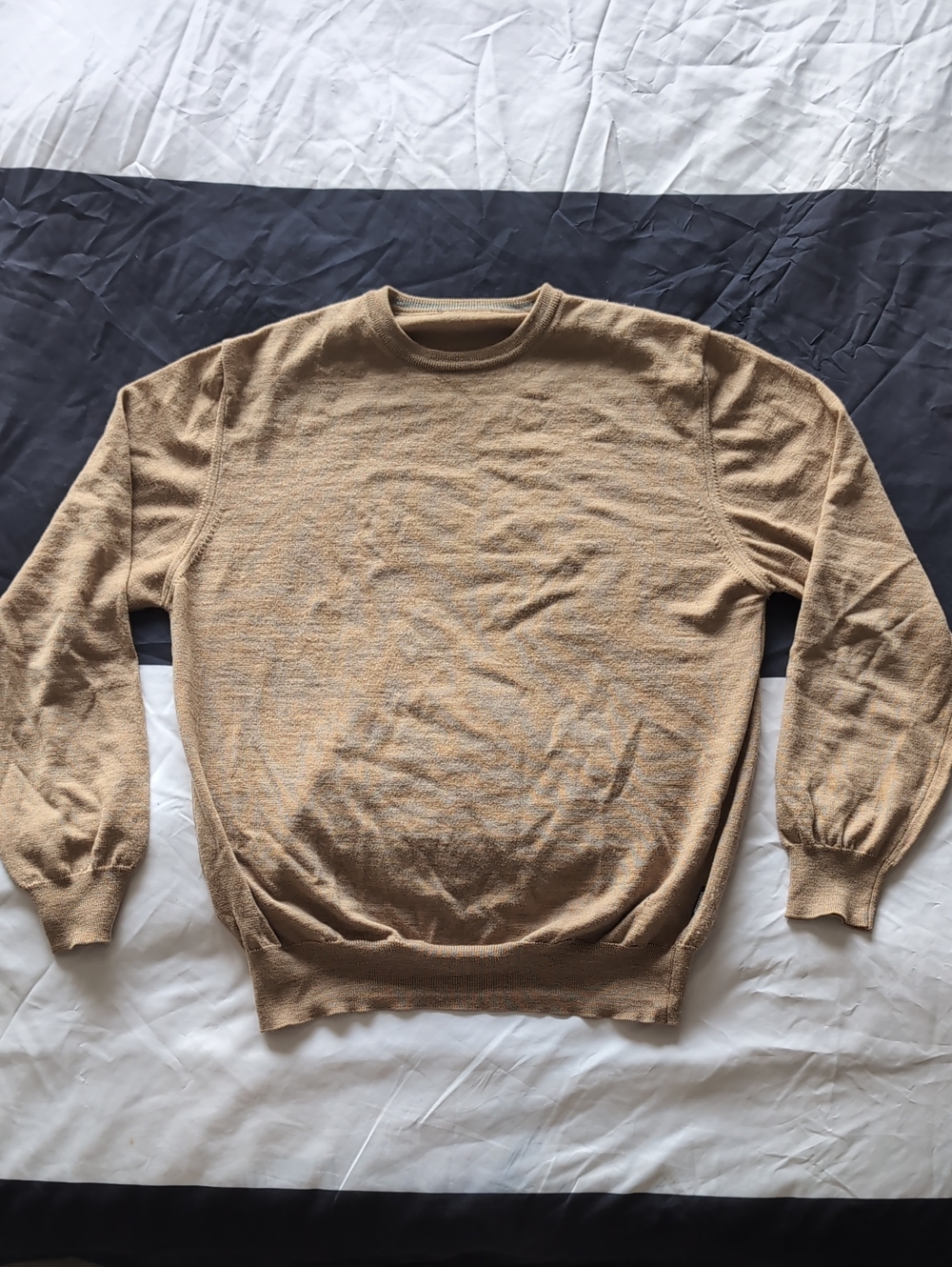 STRELLSON Plain Men's Crewneck Merino Wool Sweater in Camel Brown Med / Large